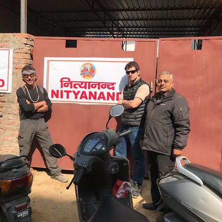 Allāhābād Junction Nityanand Bed & Breakfast エクステリア 写真
