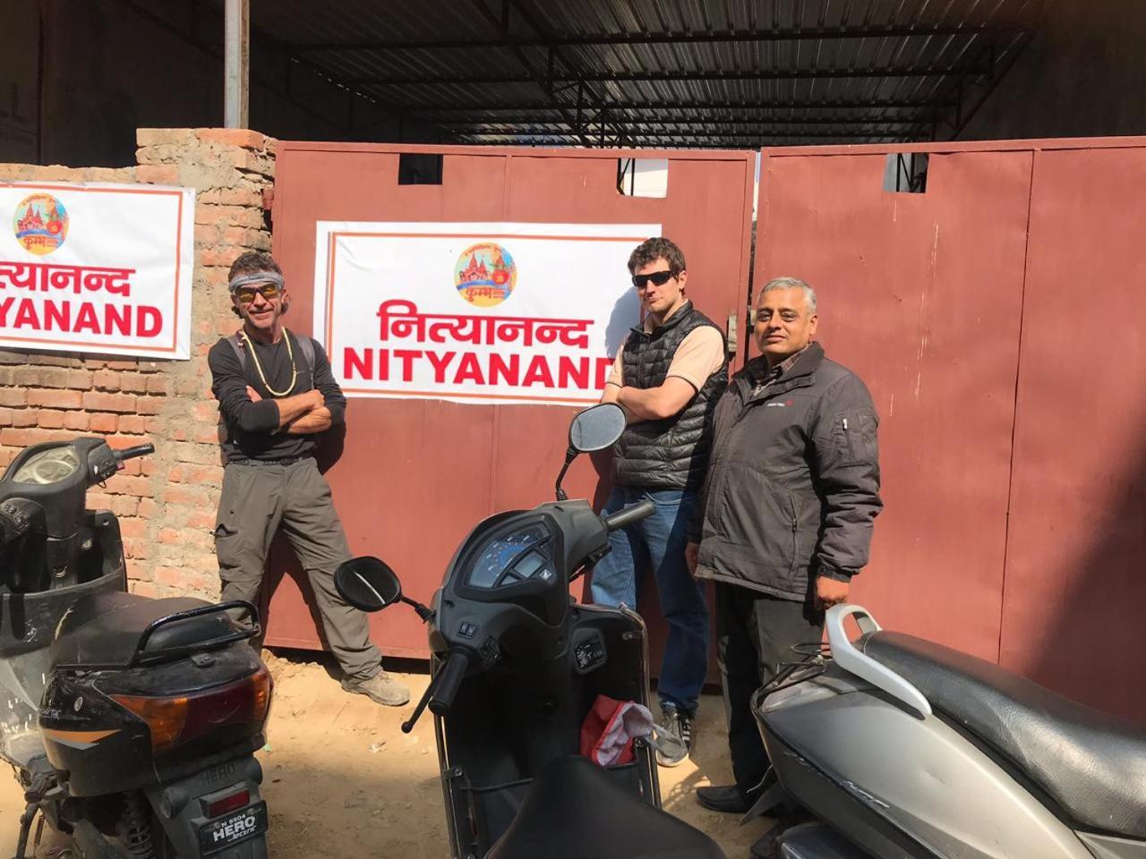 Allāhābād Junction Nityanand Bed & Breakfast エクステリア 写真